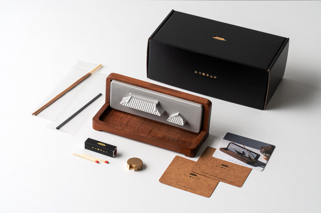 Seolwa Incense Holder — Snow on the Eaves