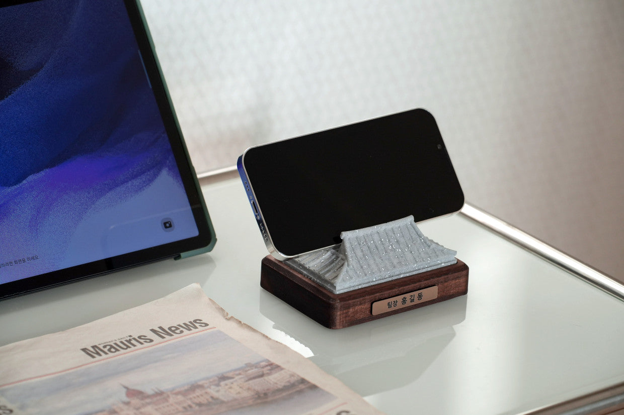 Hanok — Phone Stand