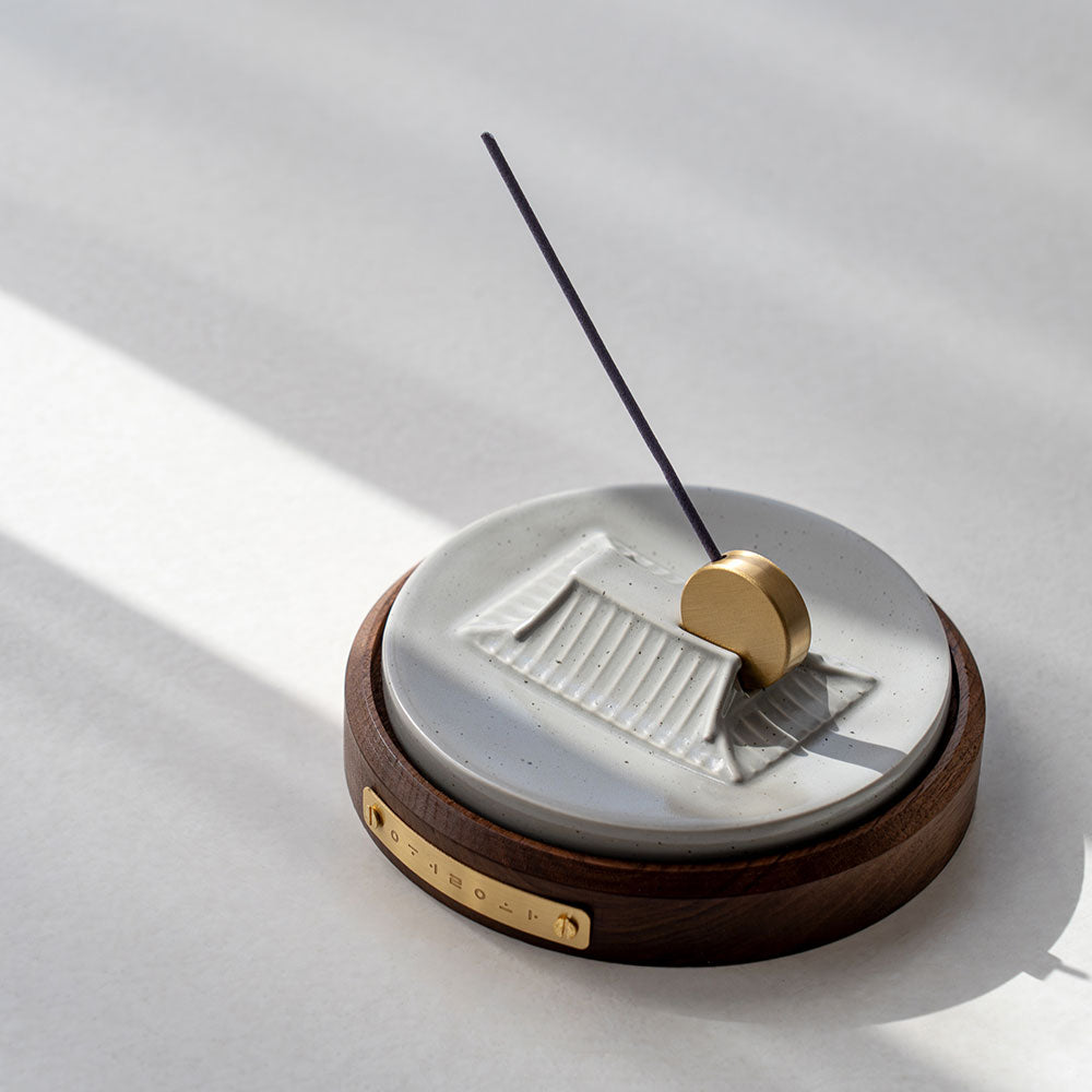 Wolwa Incense Holder — Moonlight on the Eaves
