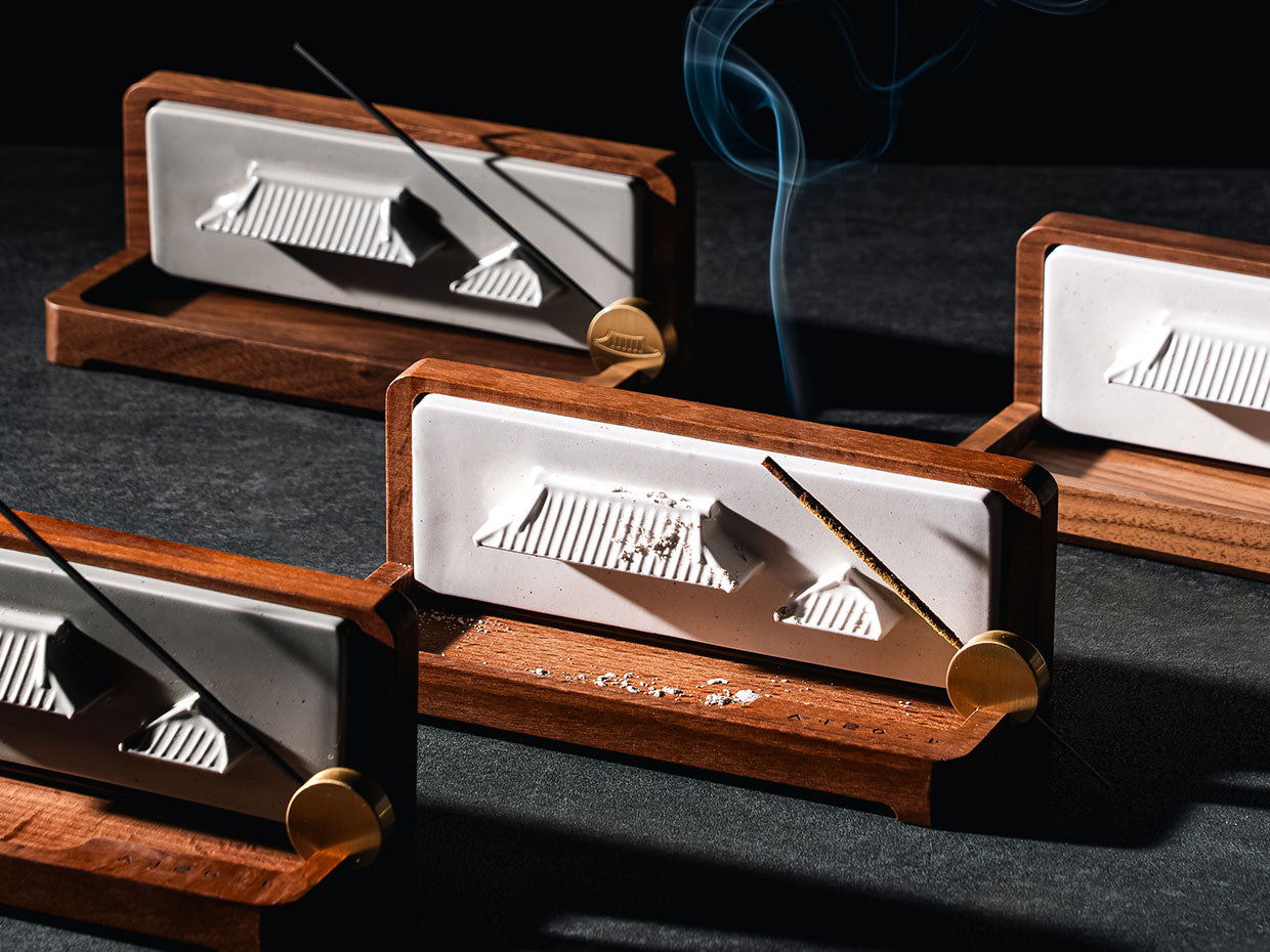 Seolwa Incense Holder — Snow on the Eaves