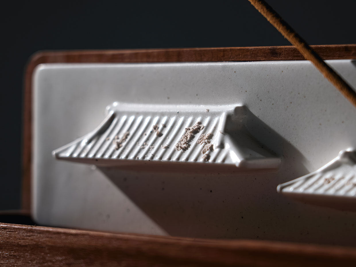 Seolwa Incense Holder — Snow on the Eaves